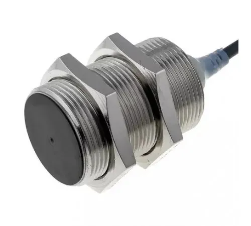 Датчик индуктивный Omron E2A-M30KS15-WP-D1 2M Датчик индуктивный Omron E2A-M30KS15-WP-D1 2M