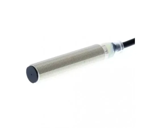 Датчик индуктивный Omron E2B-M12LS04-WP-C1 2M