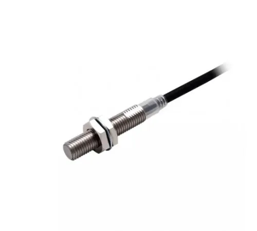 Датчик индуктивный Omron E2E-X2C1L8 2M Датчик индуктивный Omron E2E-X2C1L8 2M