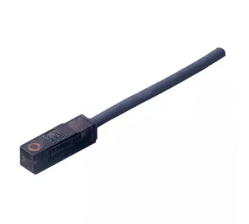 Миниатюрный датчик индуктивный прямоугольный Omron E2S-W11 1M Миниатюрный датчик индуктивный прямоугольный Omron E2S-W11 1M