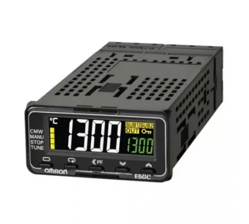 Регулятор температуры цифровой Omron E5GC-RX1DCM-000 Регулятор температуры цифровой Omron E5GC-RX1DCM-000